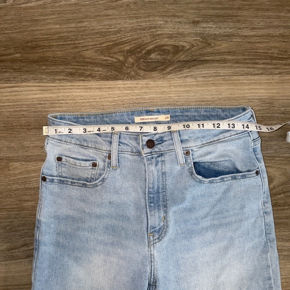 Levi's 725 Kick Bootcut Jeans Womens 28 Light Wash Mid Rise Boot Cut Denim - Picture 3 of 10